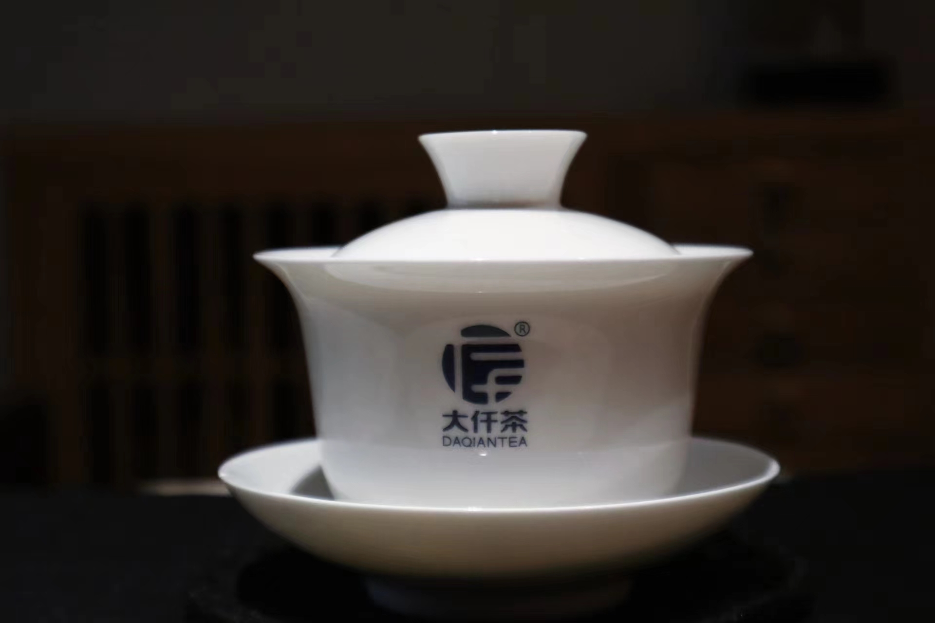 泡普洱茶最常用的器具是什么？