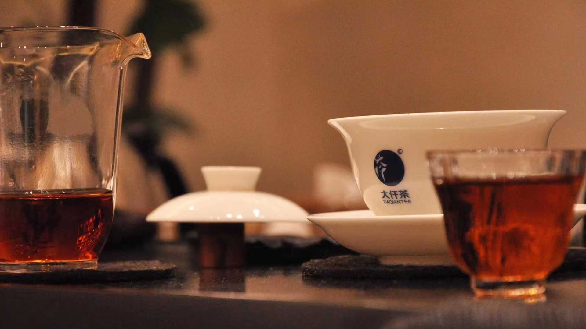 大仟單株古樹(shù)紅茶選品中！